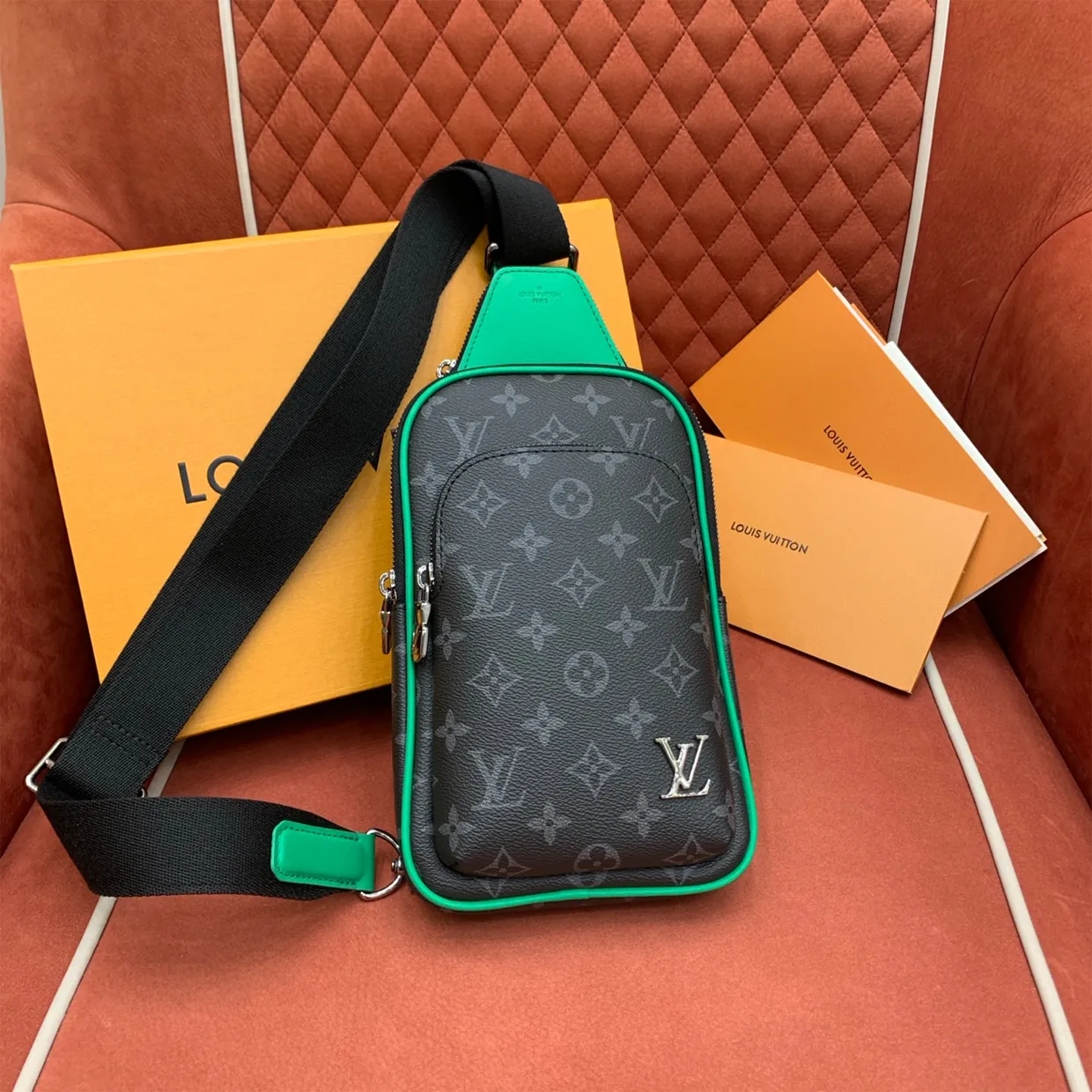 Avenue Slingbag PM