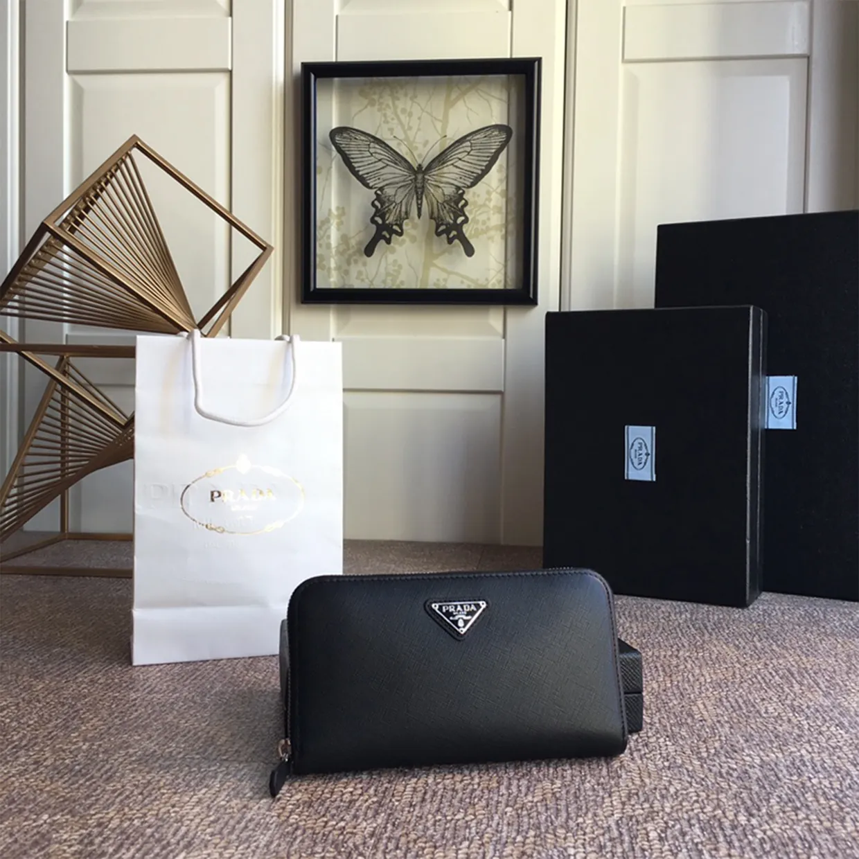 Saffiano Triangle Zip Around Wallet