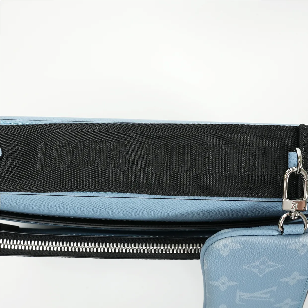 LV Trio Messenger