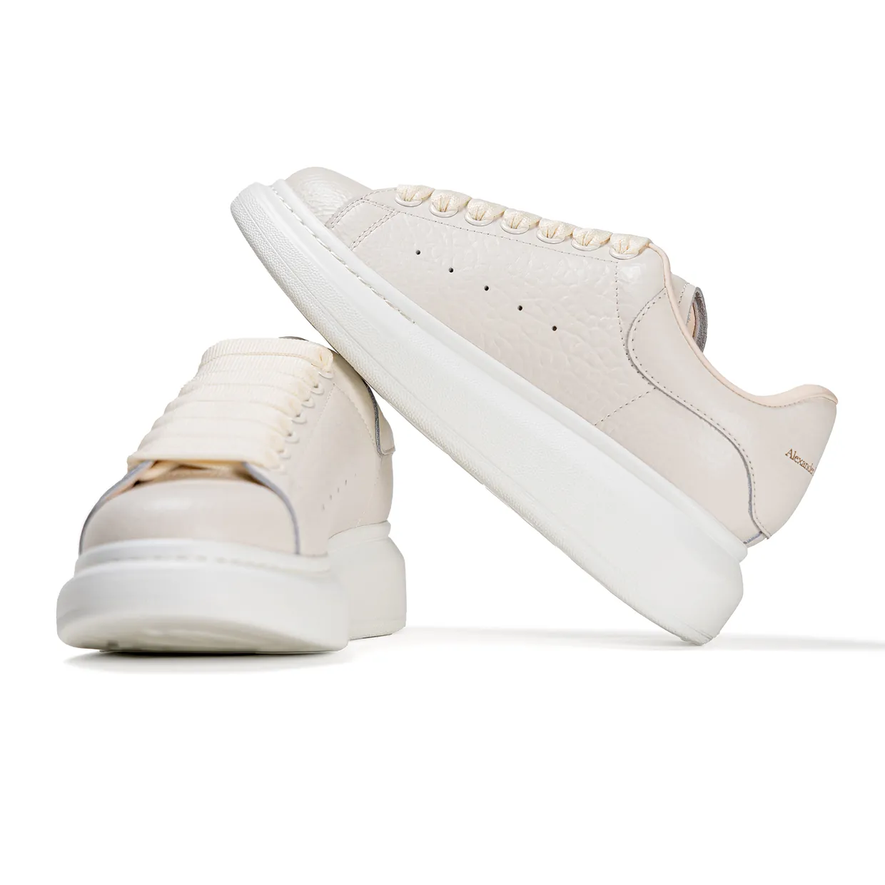 Oversized Low-Top Sneaker