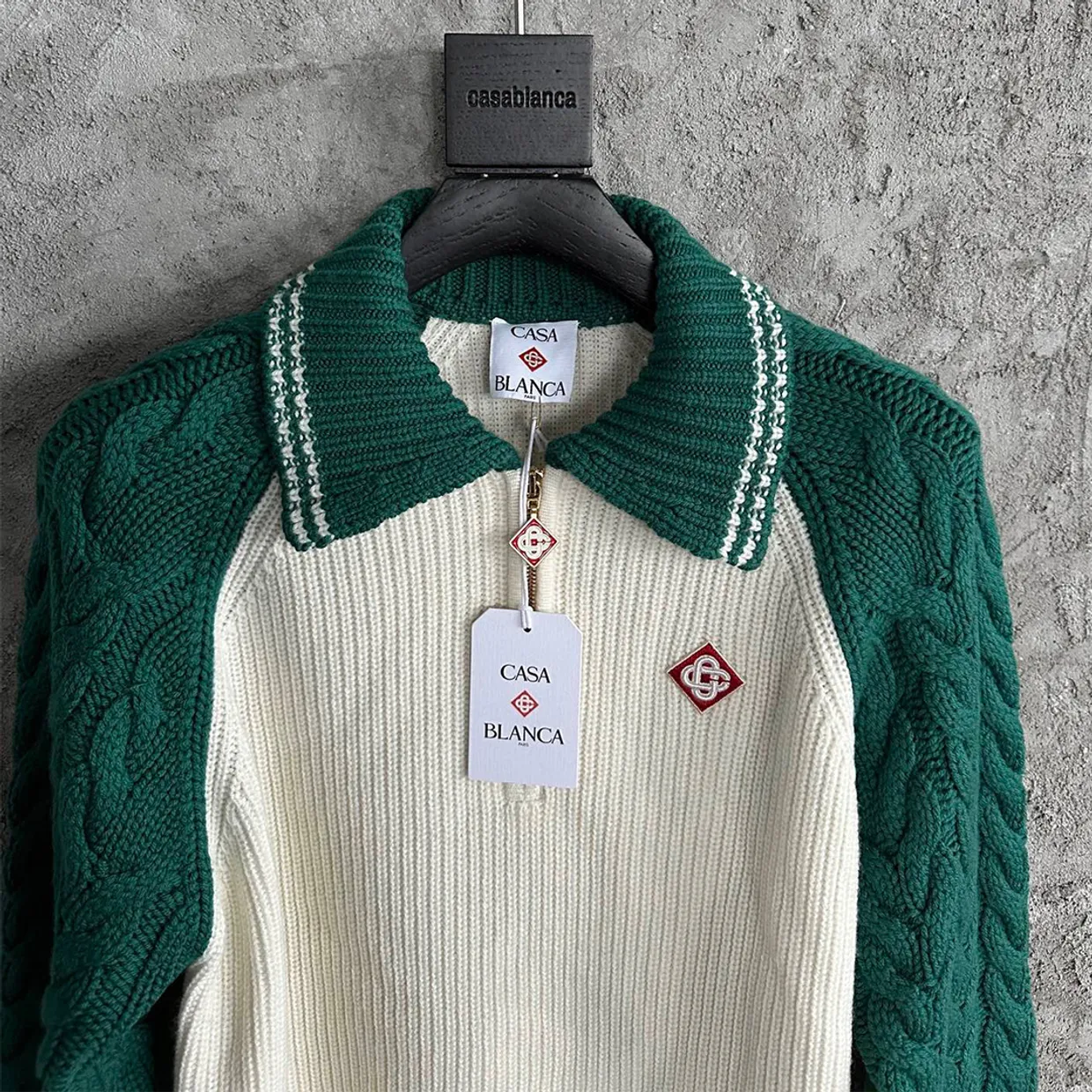 Cashmere‑Blend Cable Knit Zip Jumper