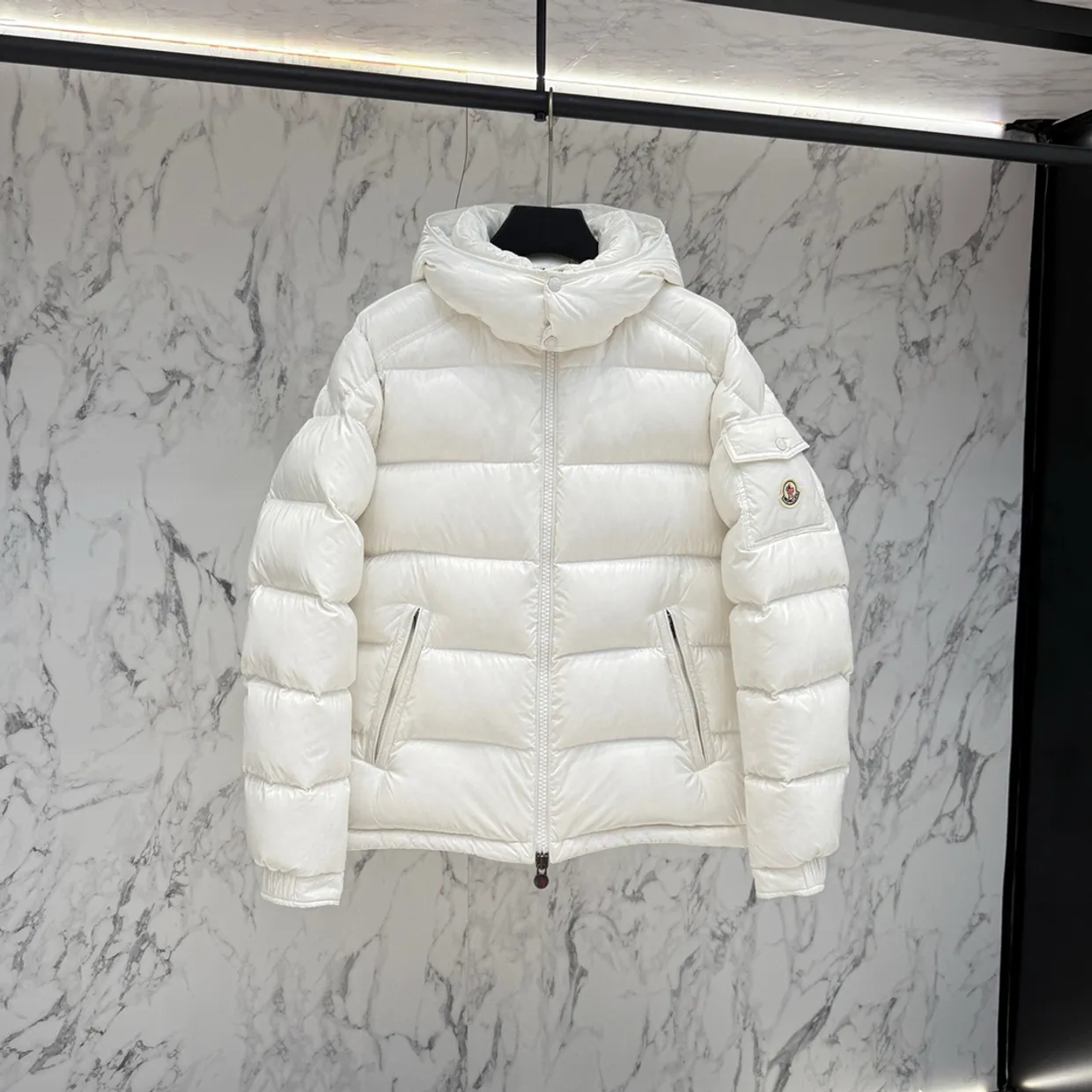 Maire Hooded Short Down Jacket