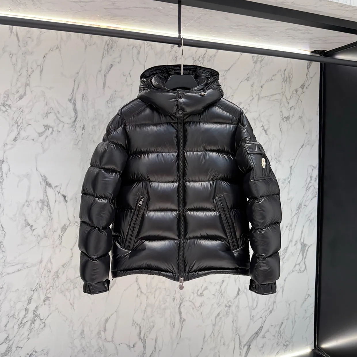 Maire Hooded Short Down Jacket