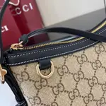 GG Emblem Medium Shoulder Bag