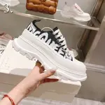 Tread Slick Low Lace Up